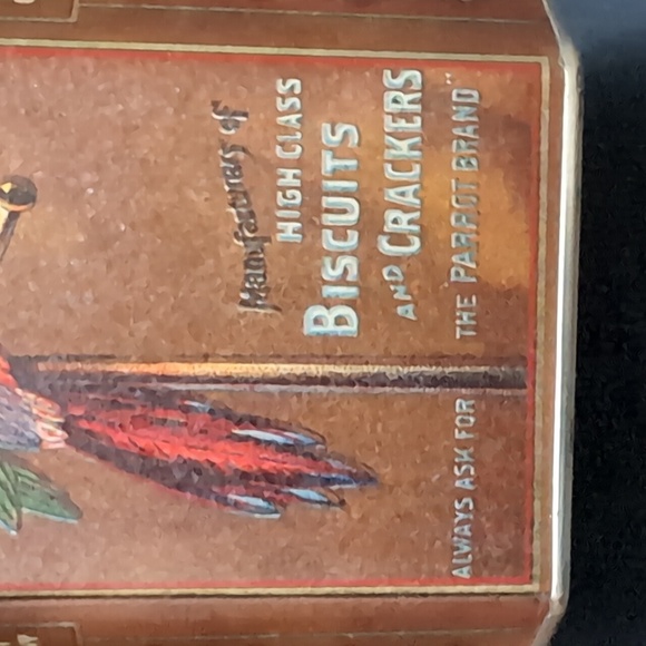 Vintage American Biscuit Tin,Brown With Parrot Design . - Picture 4 of 10
